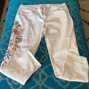 Jessica Simpson beautiful embroidered jeans